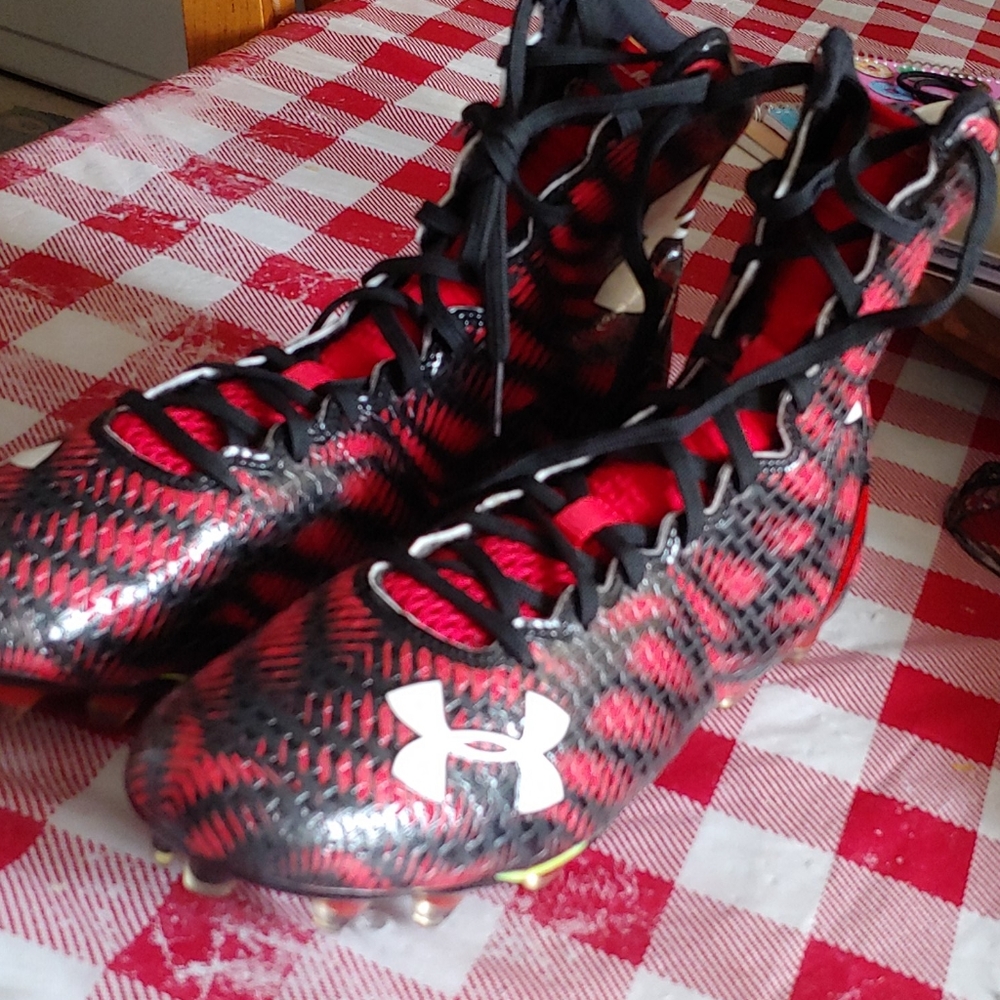Under Armour Highlight MC
